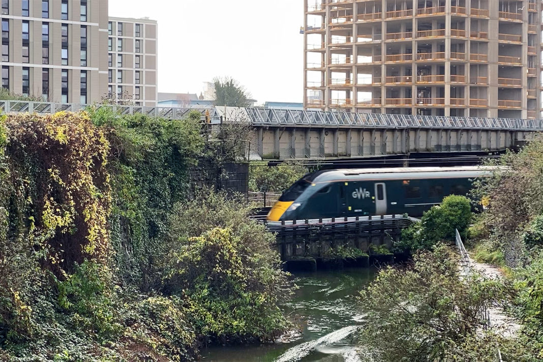 Overcoming the clearance issue - Rail Engineer