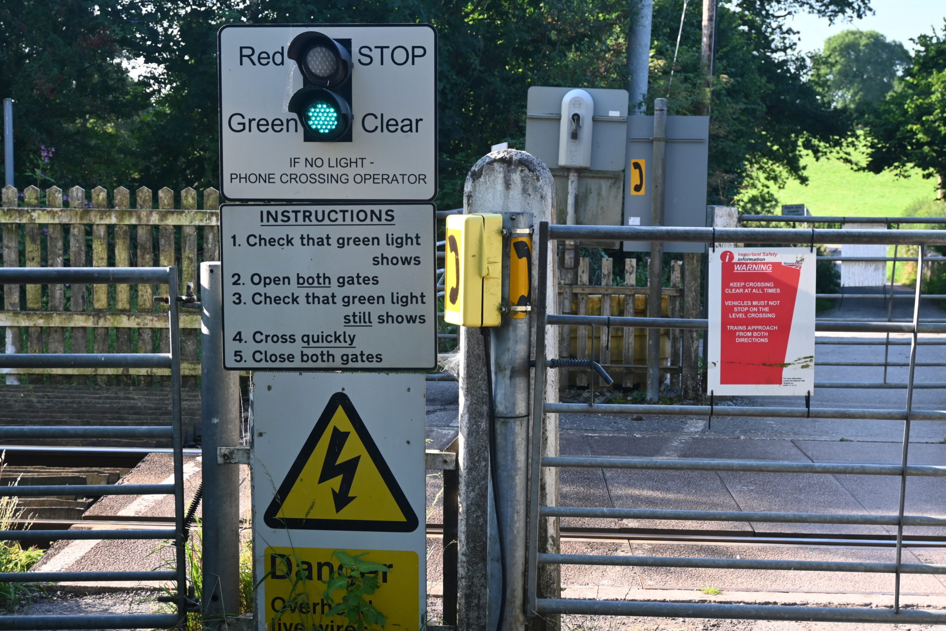 Level crossings what is being done to make them safer? Rail Engineer