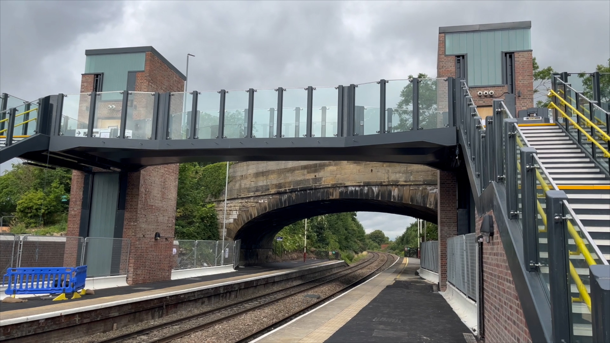 A 'Beacon' at Garforth - Rail Engineer