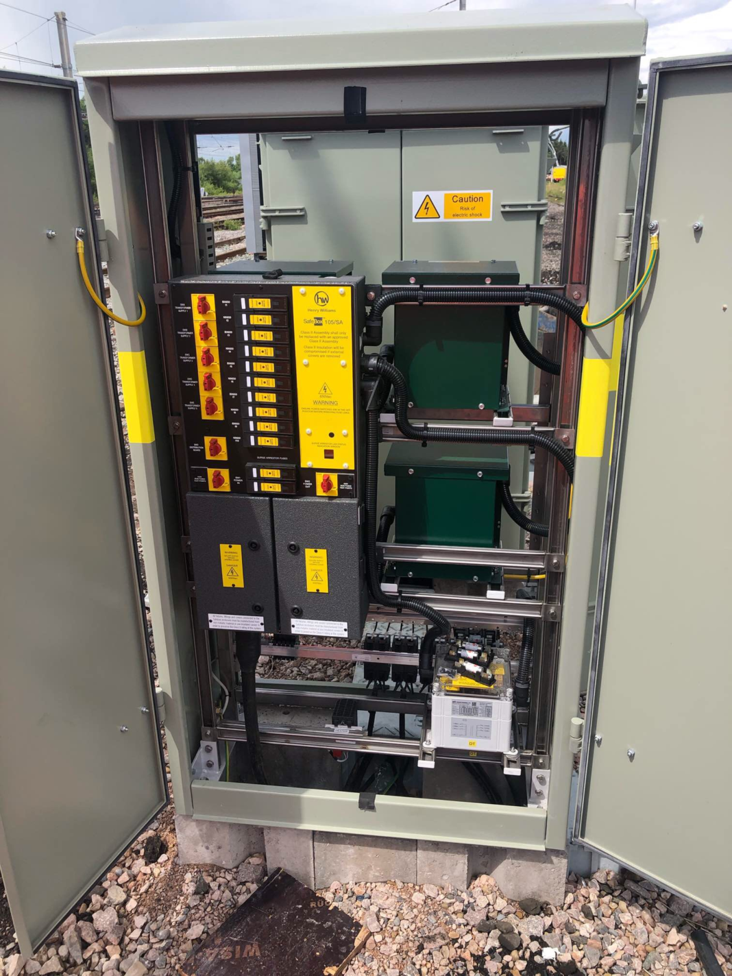 Railway signalling equipment power system earthing Rail Engineer